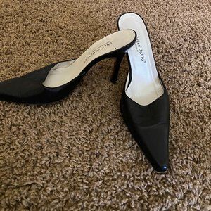 Charles David Slide-in Pumps